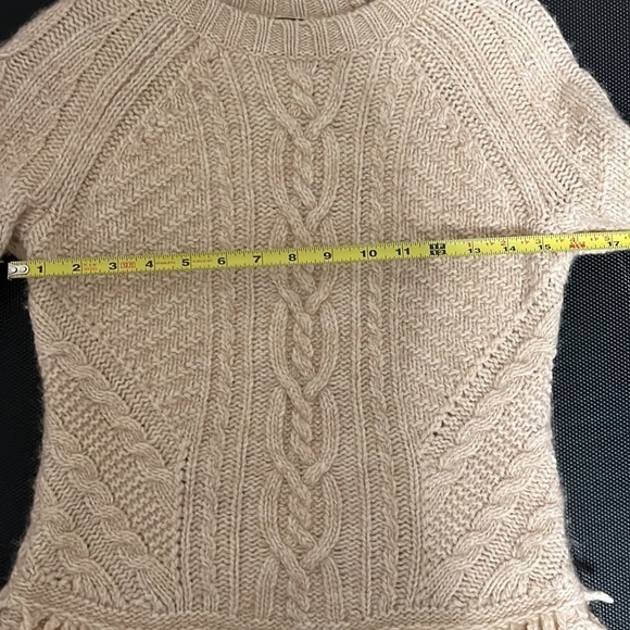 Banana Republic-Cable Knit Fringe Hem Sweater - Picture 9 of 15